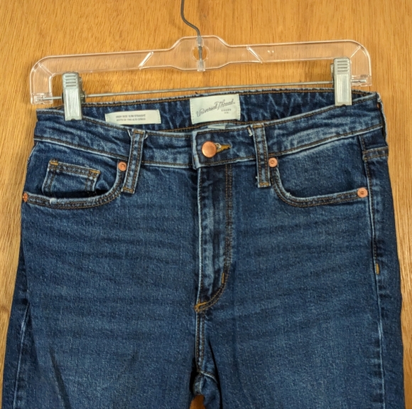 Universal Thread Woman's High Rise Slim Straight Distressed Knee Jeans - Picture 2 of 6